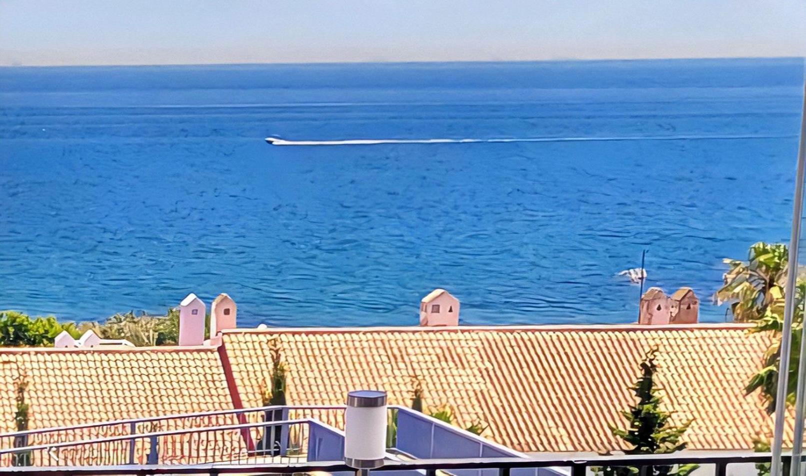 Manilva Playa Exterior foto